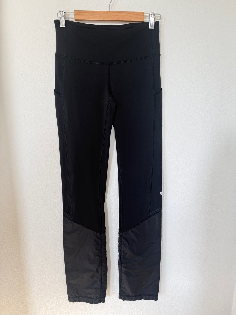 lululemon Black Pocket Leggings
Contrast Lower Leg 6